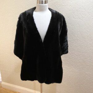 NWOT Black mink stole/wrap with hook / pockets OS